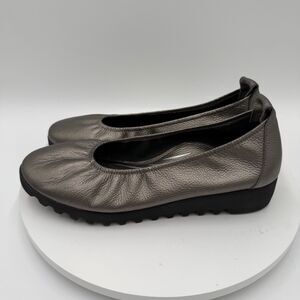 Aetrex Brianna Ballet Flat Womens US 9/9.5 UK 40 PewterPebble Grain Leather Slip